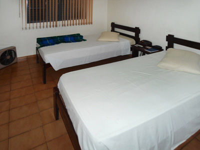 ארארקוארה Hotel London מראה חיצוני תמונה